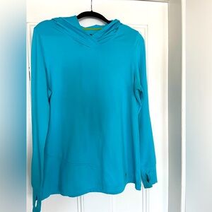 Under Armour women’s XL pullover with thumb holes